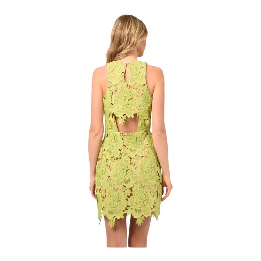 Adelyn Rae Cassie 3D Crochet Mini Dress NWT - Picture 7 of 10